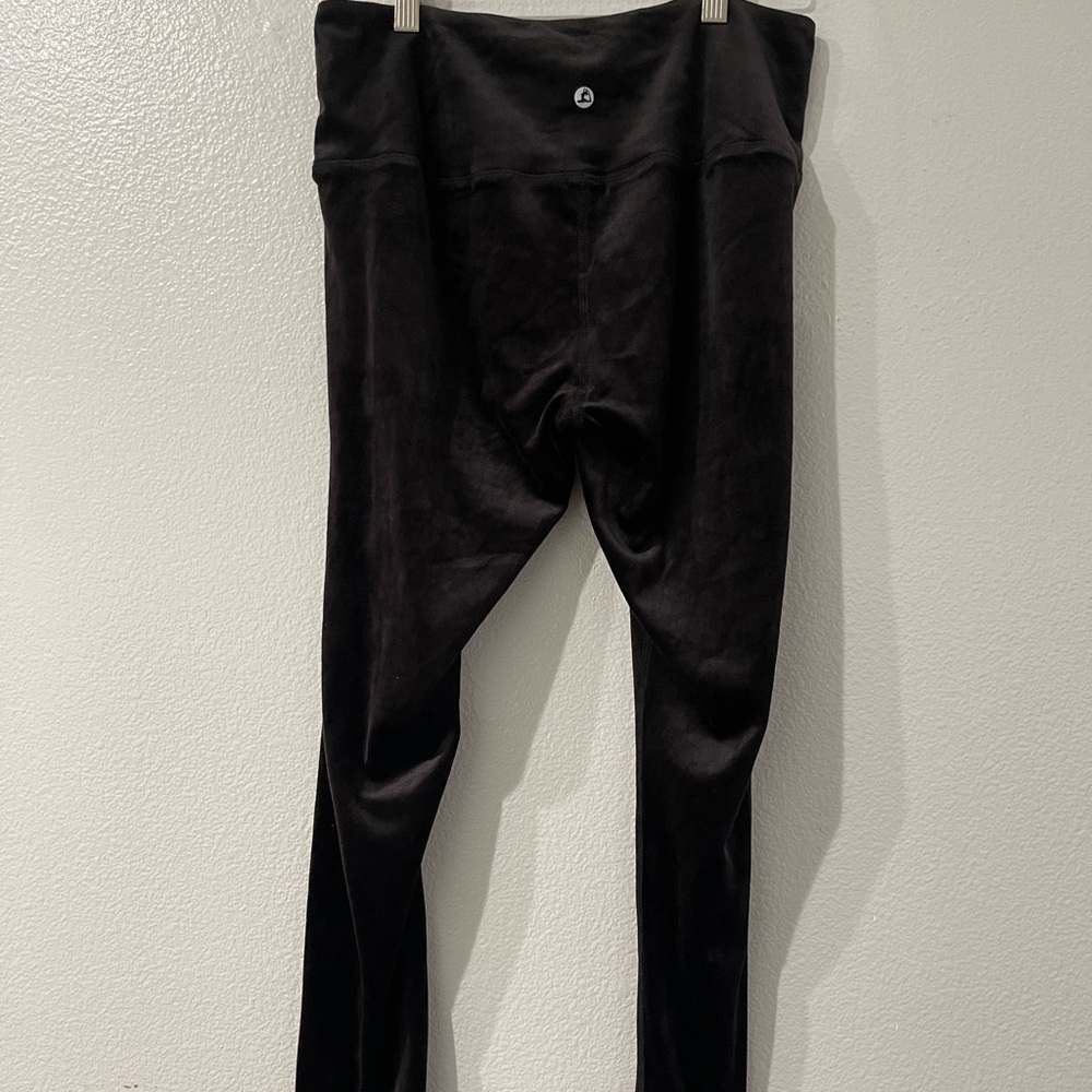 Black leggings size L
